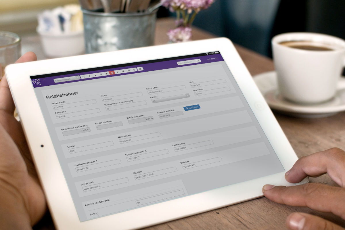 Relatiebeheer van SW-Retail op tablet